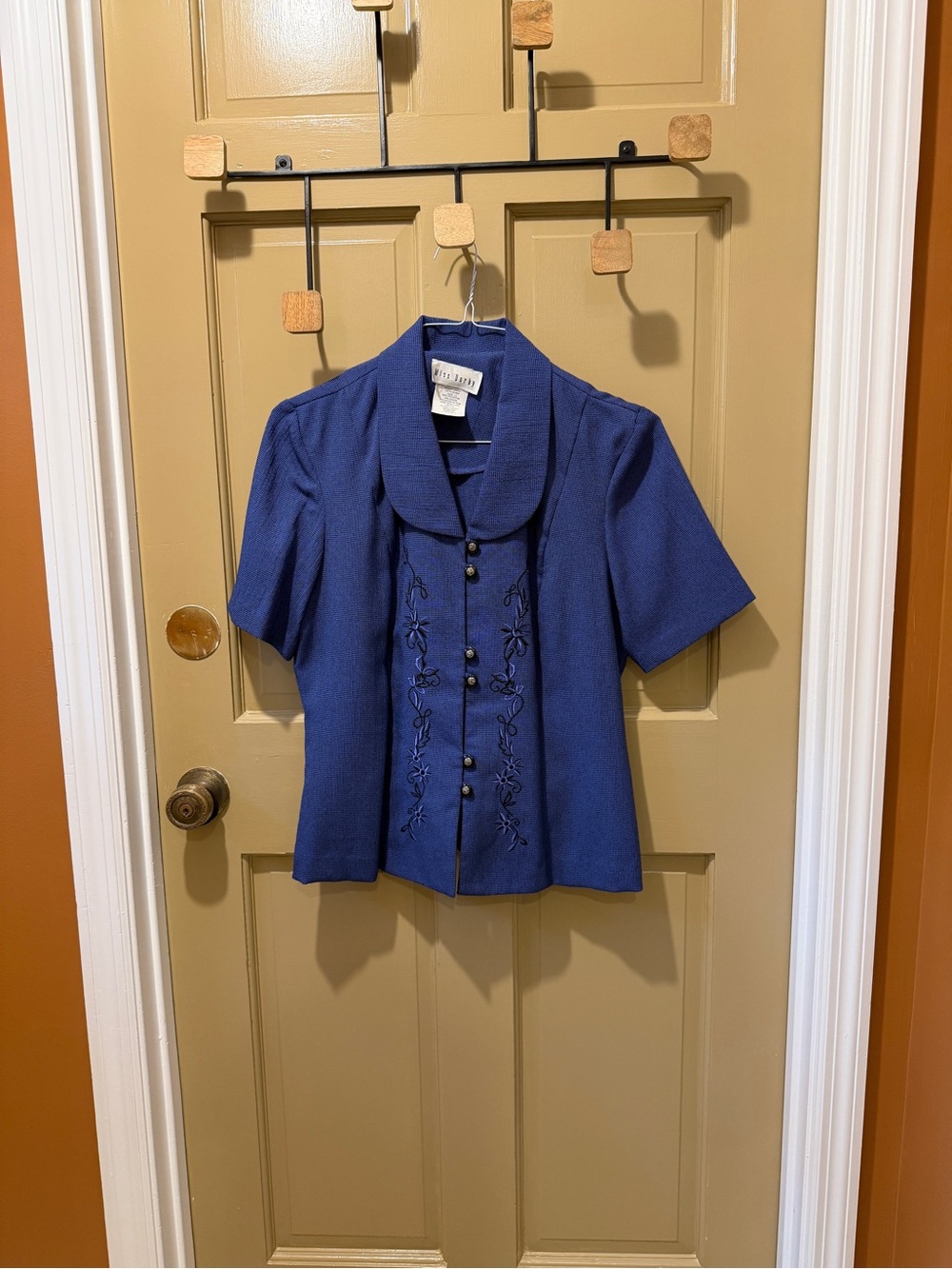 Vintage 80s/90s Blue Embroidered Short-Sleeve Jacket